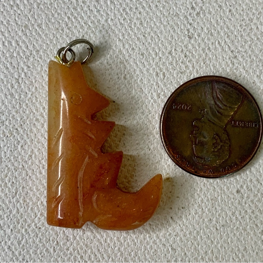 Crystal Wolf Necklace Pendant Native American Style Carved Orange Aventurine 1.4 - Picture 5 of 8